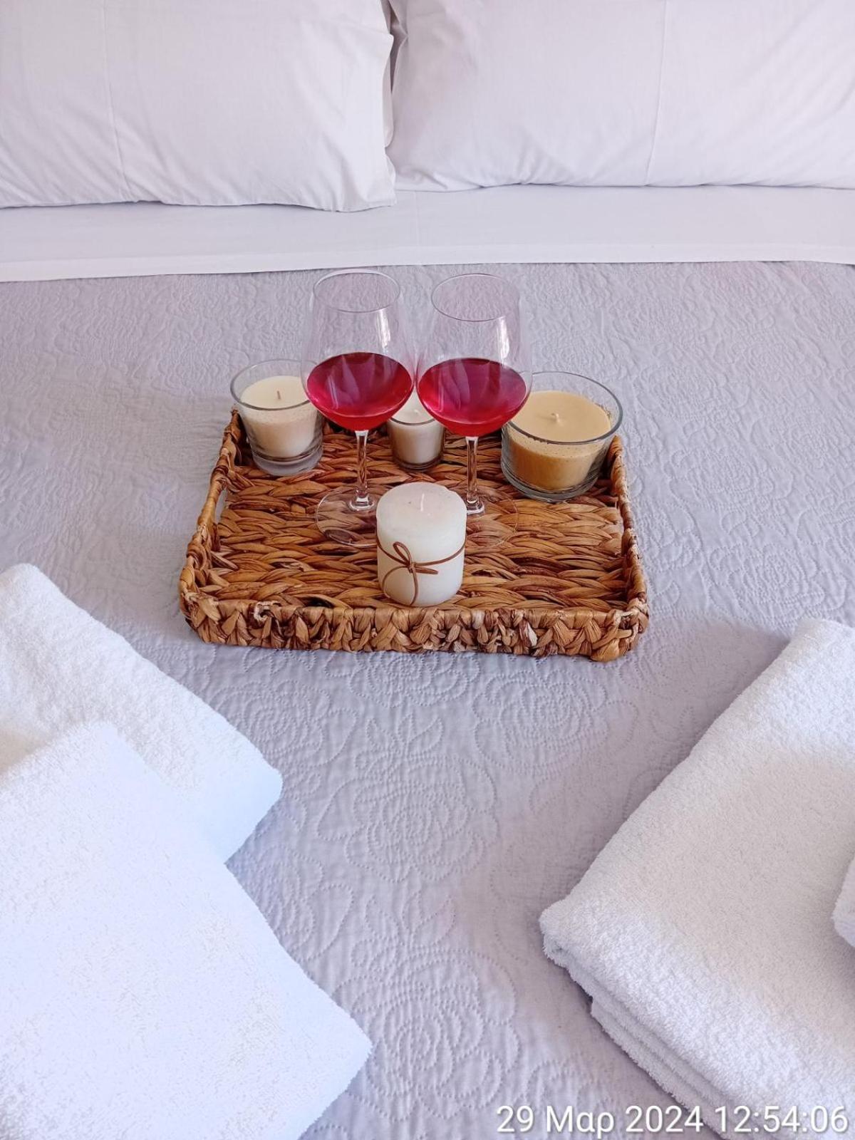 Happy Days Apartment Agia Galini Екстериор снимка