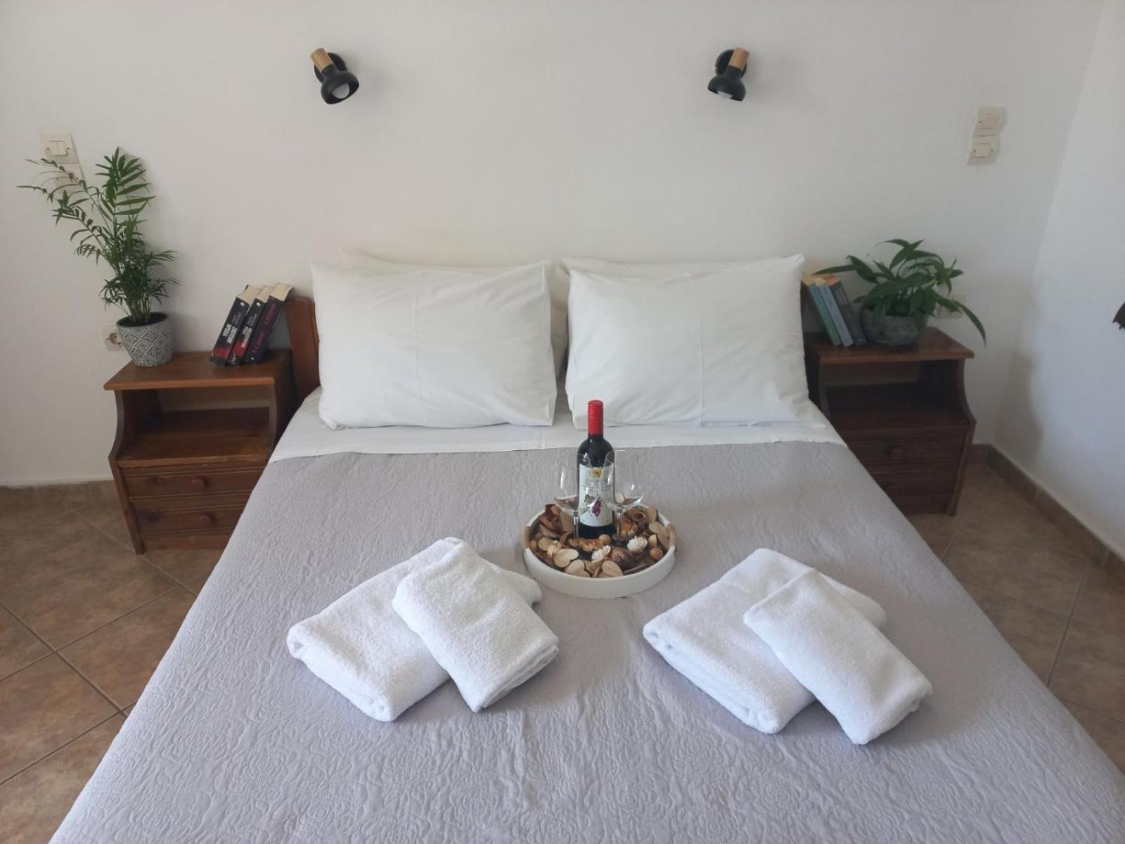 Happy Days Apartment Agia Galini Екстериор снимка