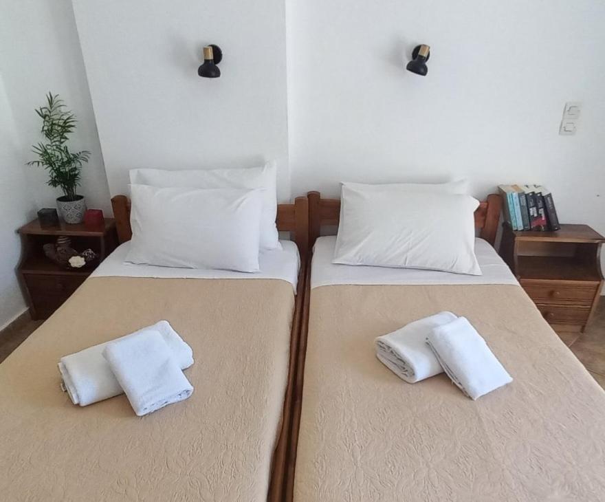 Happy Days Apartment Agia Galini Екстериор снимка