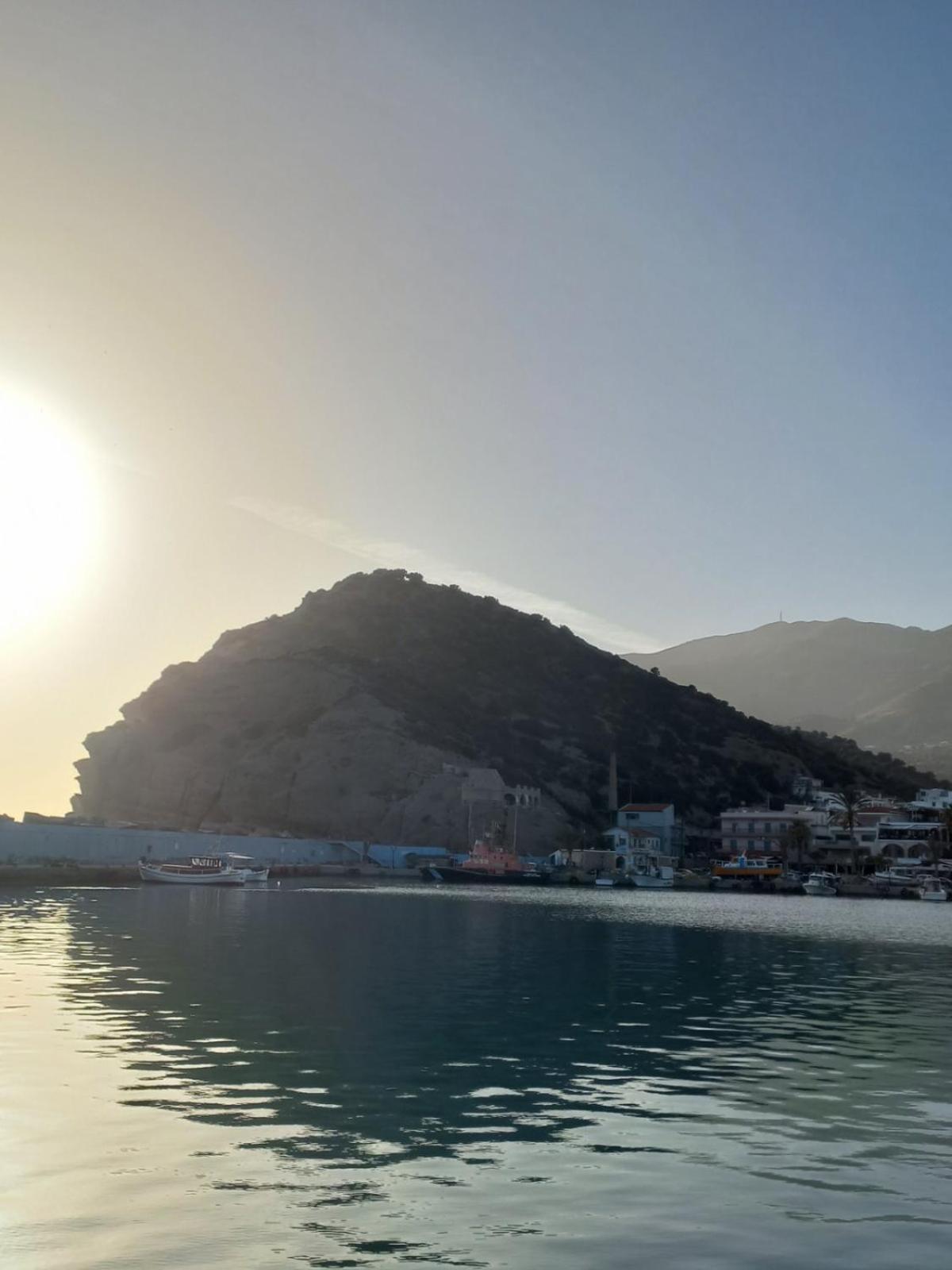 Happy Days Apartment Agia Galini Екстериор снимка